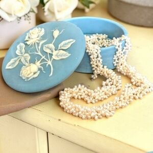 Luxurious 36" Multi-Layered Pearl Necklace with Blue USA Rose Jewelry Dish